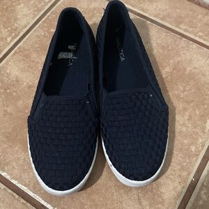 Náutica, 7.5, Navy and white